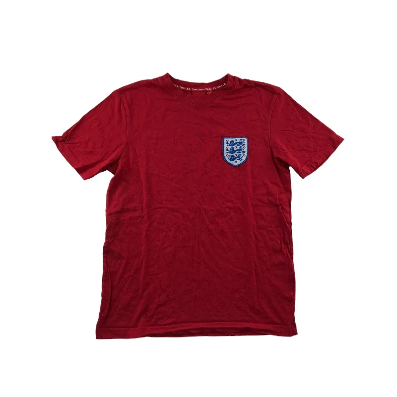 England T-shirt Size M Red Short Sleeve Three Lions Logo Cotton